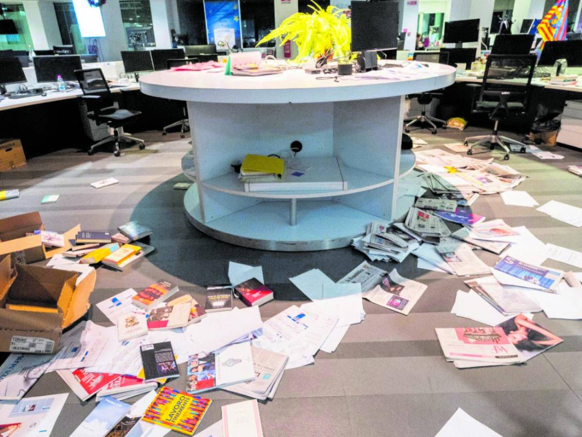 Blitz alla Stampa, stessi assalitori del No Meloni Day Blitz alla Stampa, stessi assalitori del No Meloni Day