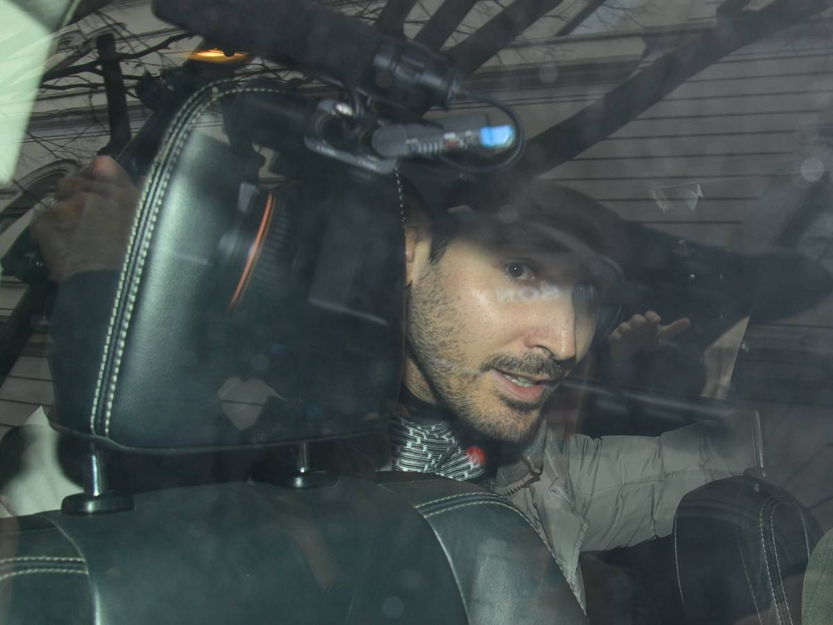 Le chiamate dalla procura, col carabiniere e con gli avvocati: le 48 ore di contatti "anomali” di Sempio Le chiamate dalla procura, col carabiniere e con gli avvocati: le 48 ore di contatti "anomali” di Sempio