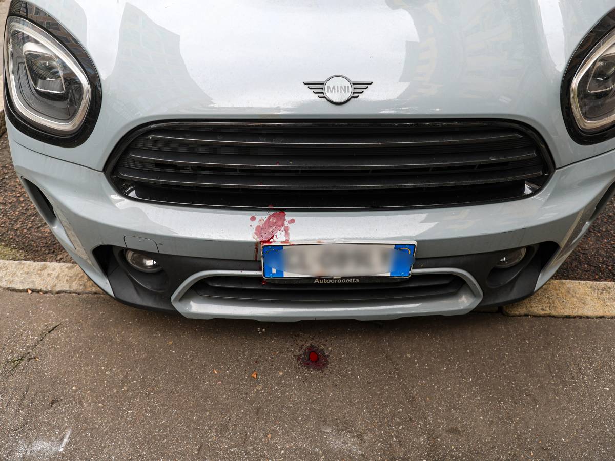 24enne stuprata in pieno centro. Preso un 22enne 24enne stuprata in pieno centro. Preso un 22enne