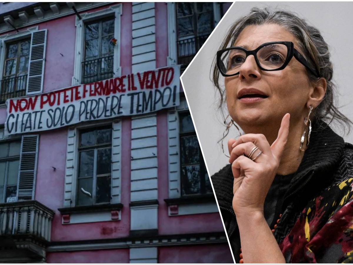 "Via la cittadinanza", "Va chiuso": Albanese e Askatasuna finiscono con le spalle al muro "Via la cittadinanza", "Va chiuso": Albanese e Askatasuna finiscono con le spalle al muro