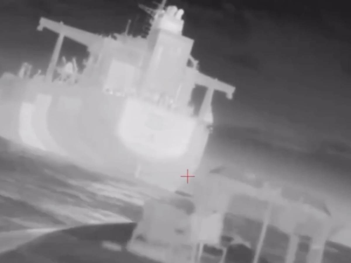 Raid ucraino contro la flotta ombra di Mosca: il "Gruppo 13" torna a colpire nel Mar Nero