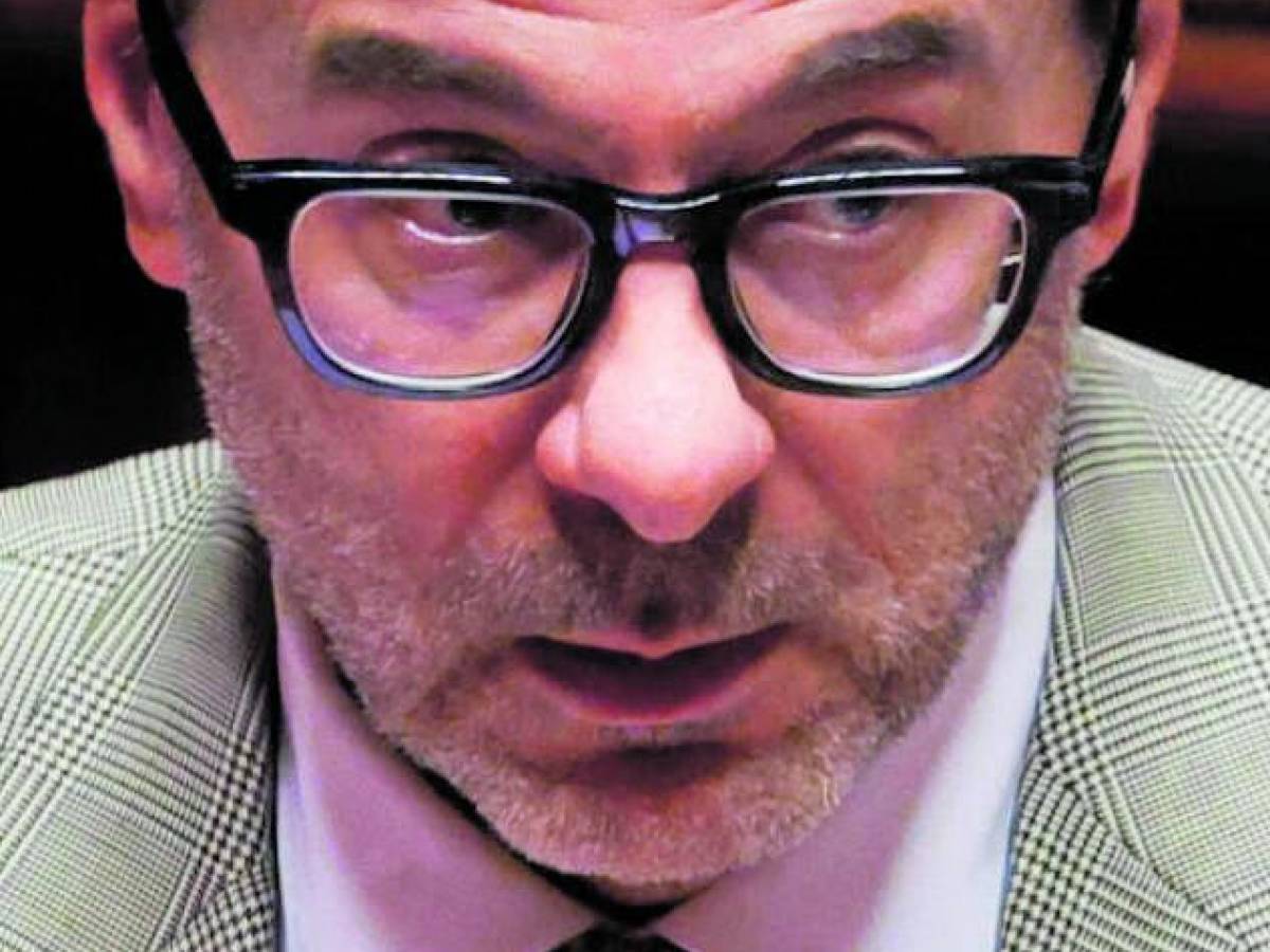 Il Tesoro e l’operazione che ha salvato Mps. Le tappe verso la scalata a Piazzetta Cuccia Il Tesoro e l’operazione che ha salvato Mps. Le tappe verso la scalata a Piazzetta Cuccia