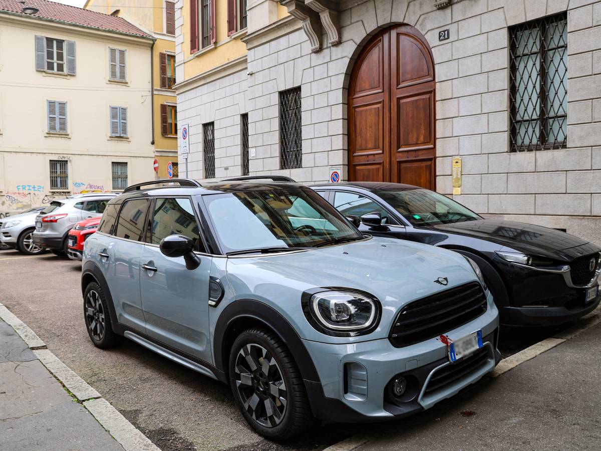 violenza di via crocefisso dai video prime conferme da Ilgiornale.it violenza di via crocefisso dai video prime conferme