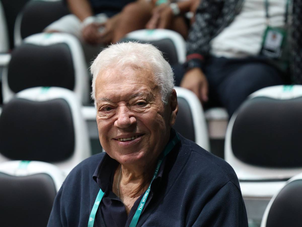 "Il tennis perde il simbolo più grande": le reazioni alla morte di Pietrangeli "Il tennis perde il simbolo più grande": le reazioni alla morte di Pietrangeli