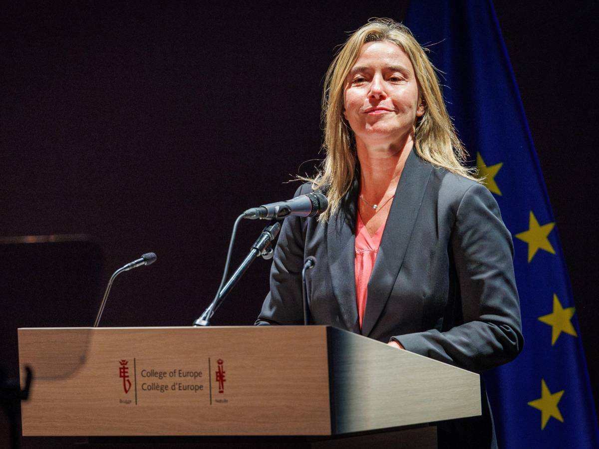 frode sulla formazione dei diplomatici fermati la mogherini l ex ambasciatore sannino e l italo belga zegretti da Ilgiornale.it frode sulla formazione dei diplomatici fermati la mogherini l ex ambasciatore sannino e l italo belga zegretti