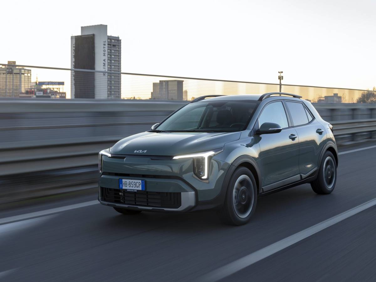 Kia Stonic, molto più di un restyling: primo contatto su strada Kia Stonic, molto più di un restyling: primo contatto su strada