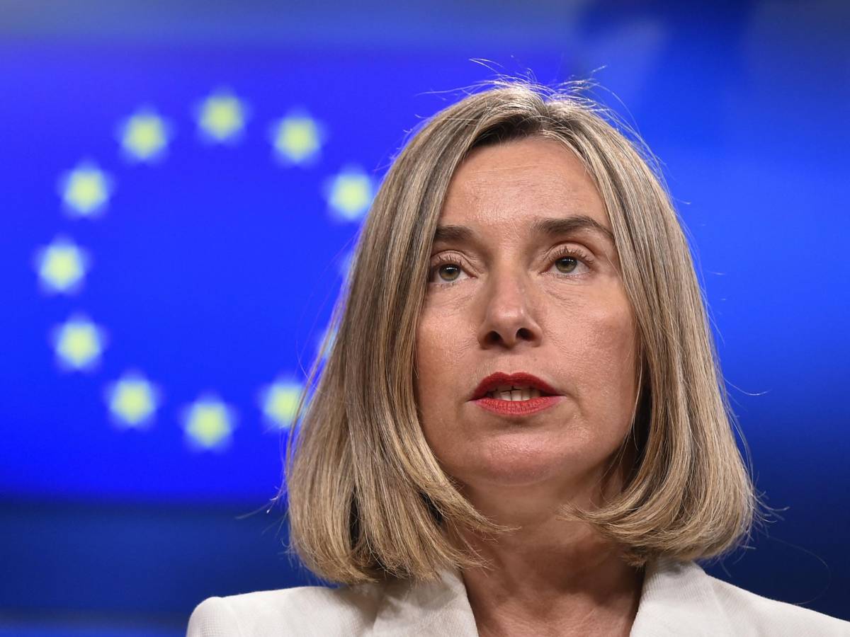 Corruzione, euro scandalo Pd: fermata la Mogherini in Belgio. E arriva lo sfottò di Mosca Corruzione, euro scandalo Pd: fermata la Mogherini in Belgio. E arriva lo sfottò di Mosca
