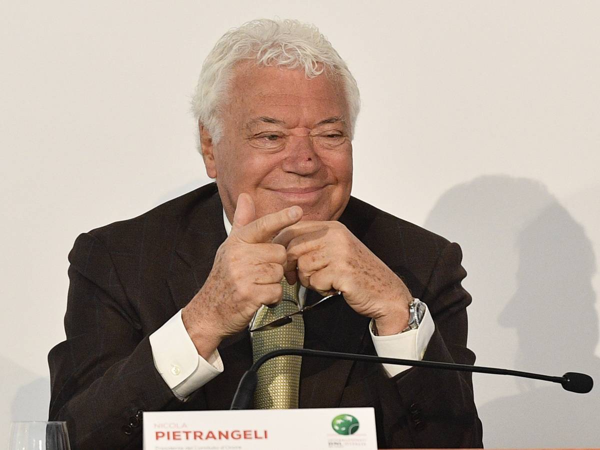 "Ognuno vive il lutto a modo suo": il figlio di Pietrangeli spegne le polemiche su Sinner "Ognuno vive il lutto a modo suo": il figlio di Pietrangeli spegne le polemiche su Sinner