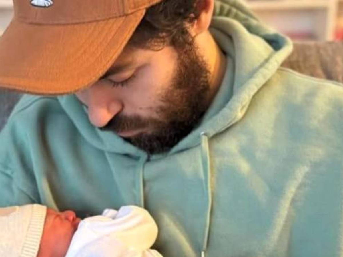 riccardo zanotti dei pinguini tattici nucleari 232 diventato pap224 ecco il tenero annuncio