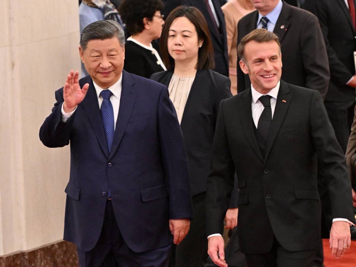 "Assalto" di Macron alla Cina: affari, jet e ambizioni da potenza europea