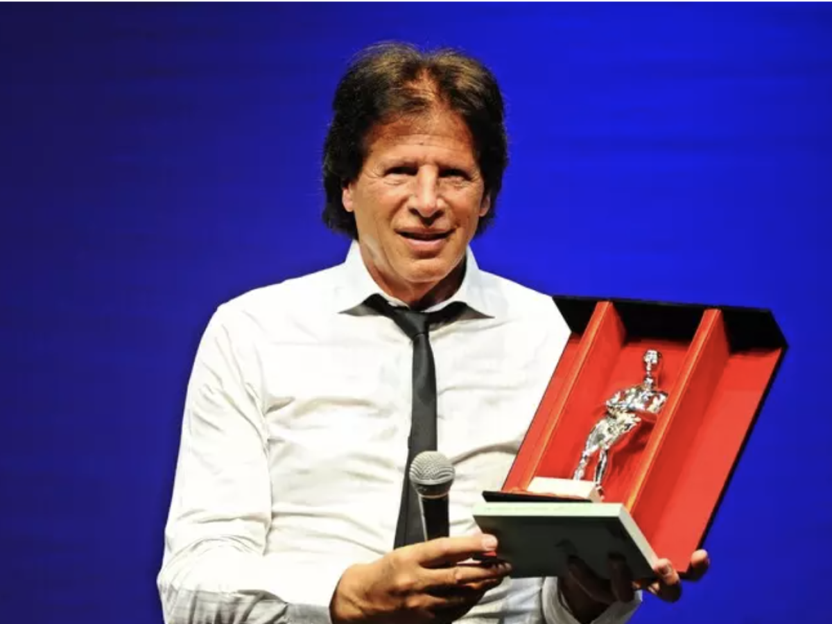 Morto Sandro Giacobbe, voce indimenticabile degli anni ’70 e ’80 Morto Sandro Giacobbe, voce indimenticabile degli anni ’70 e ’80