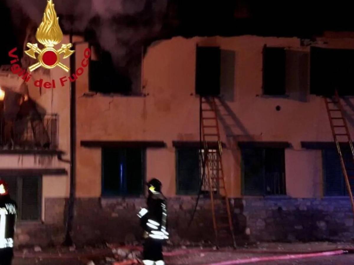 Gli comunicano lo sfratto: 71enne fa esplodere la casa e muore Gli comunicano lo sfratto: 71enne fa esplodere la casa e muore