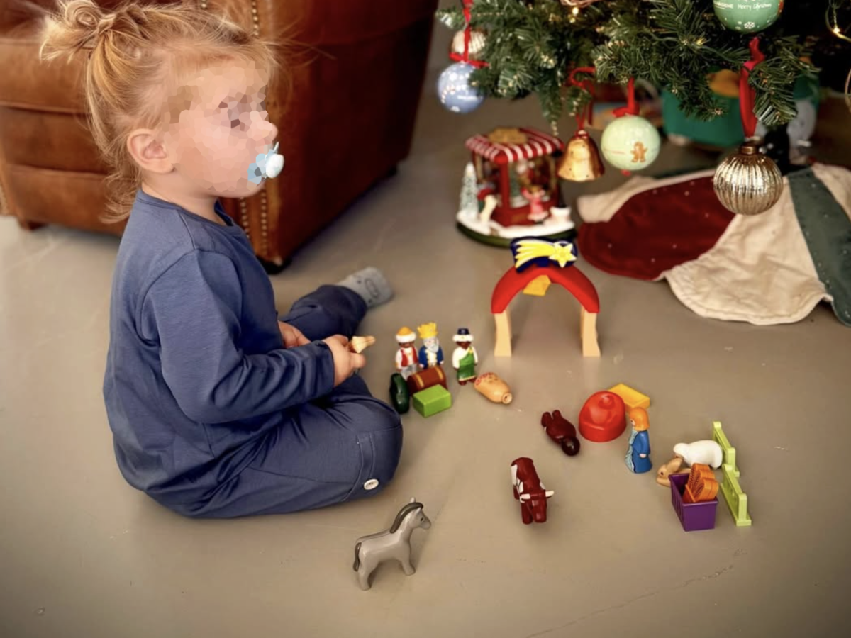 silvia salis ora il presepe lo fa a casa ma 232 un giocattolo