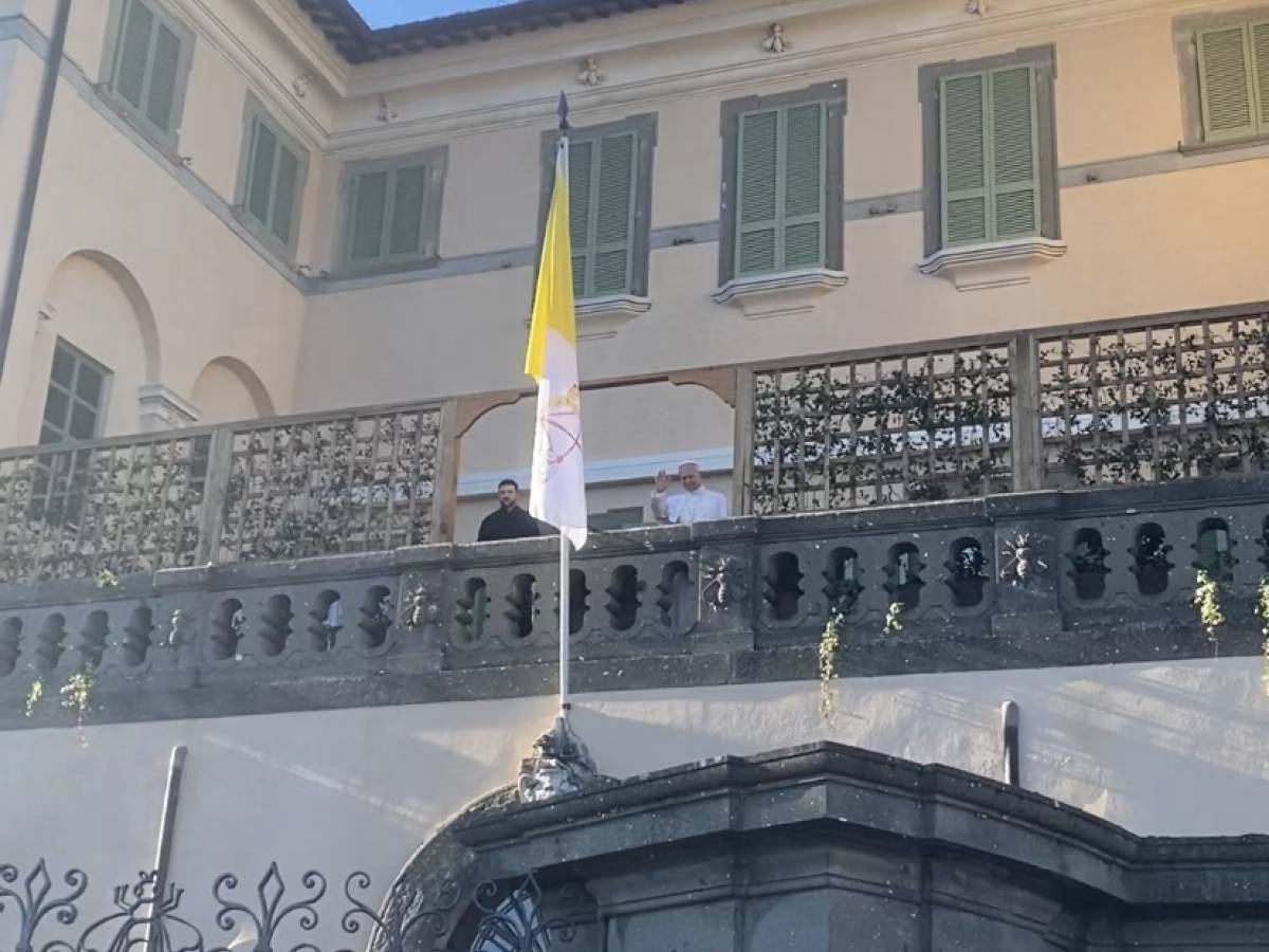 trenta minuti di colloquio tra leone xiv e zelensky