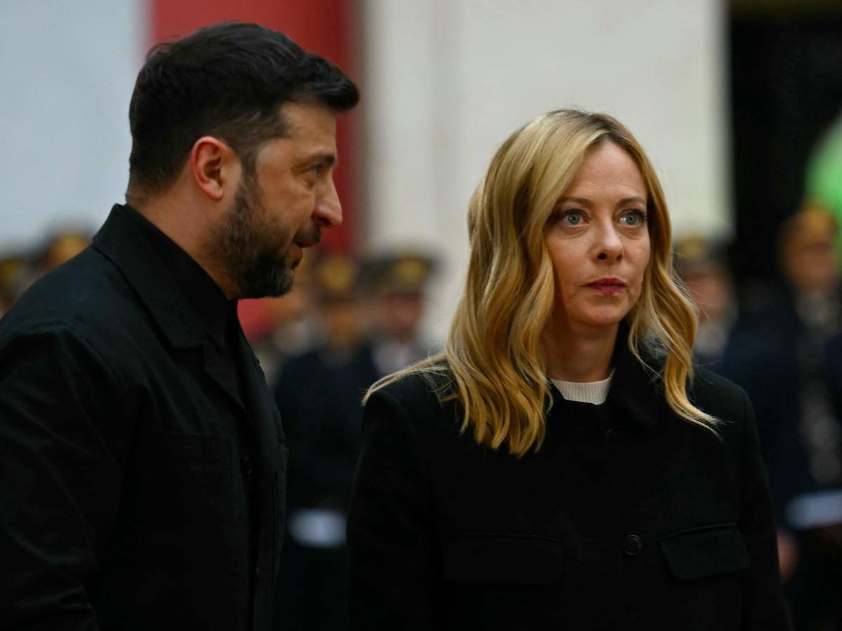 Zelensky da Meloni: "Mi fido di lei, contiamo sull Zelensky da Meloni: "Mi fido di lei, contiamo sull