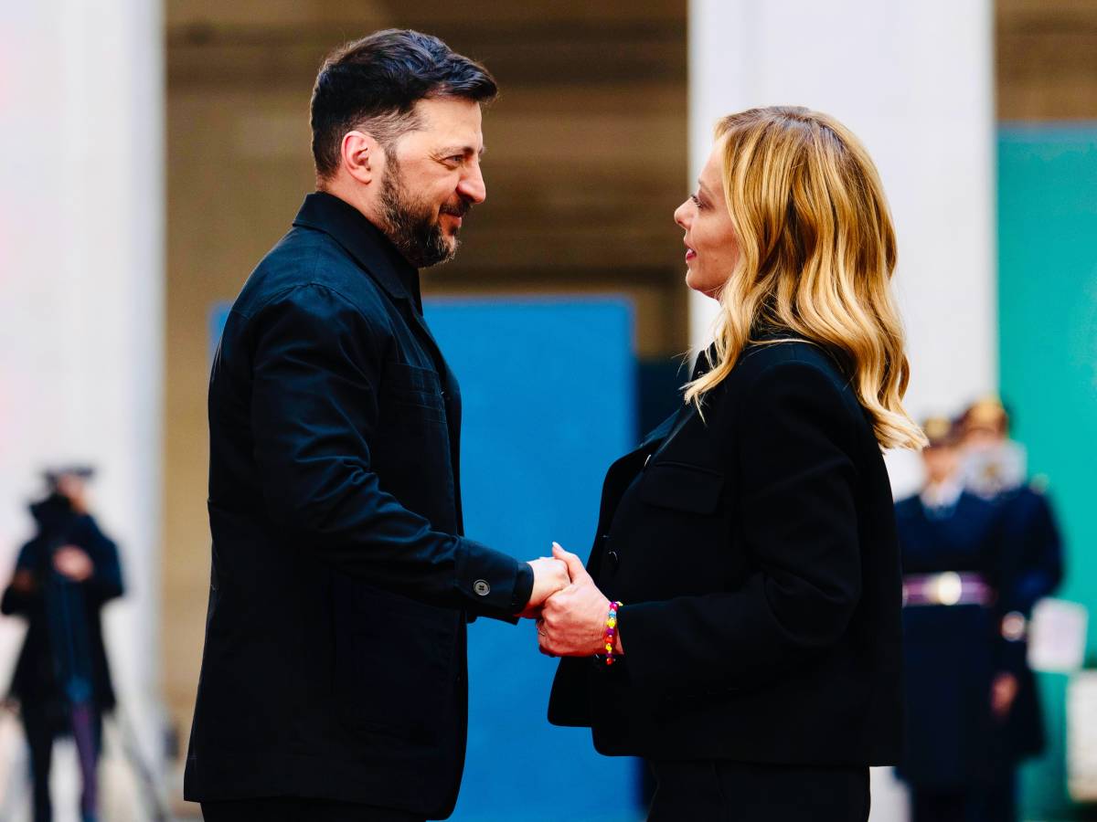 meloni riceve zelensky a palazzo chigi tutti i dossier sul tavolo da Ilgiornale.it meloni riceve zelensky a palazzo chigi tutti i dossier sul tavolo