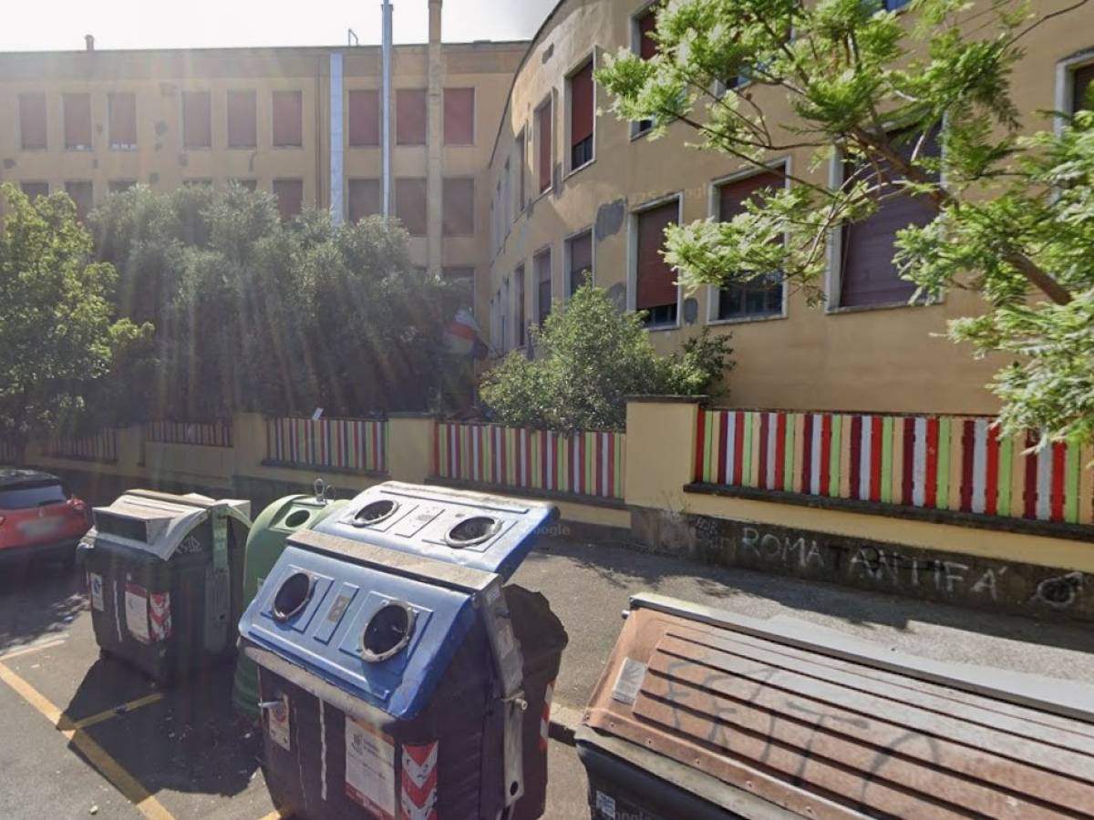 Lista degli stupri, un altro caso a Roma: al liceo Carducci scritte con i nomi di due ragazze