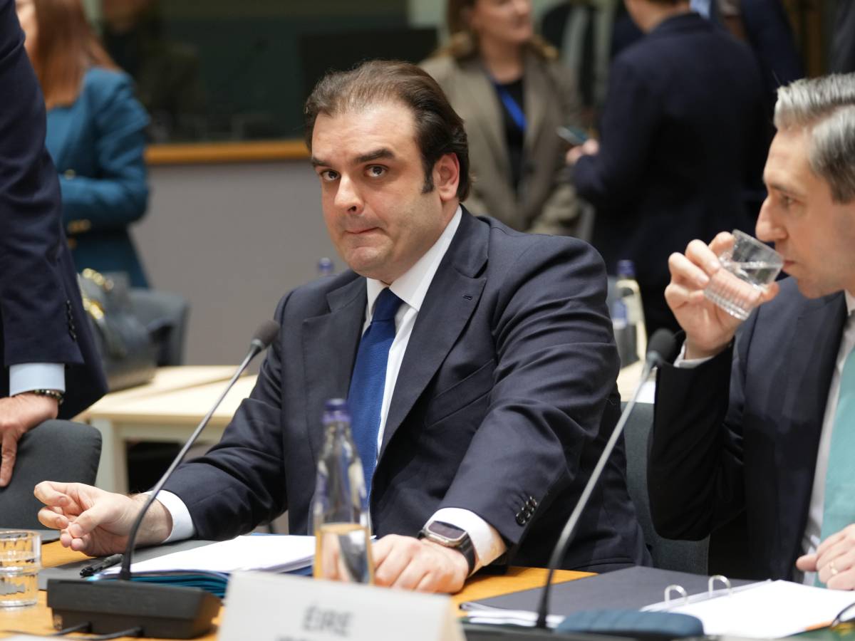 L’Eurozona sceglie la continuità: chi è Kyriakos Pierrakakis che guiderà l’Eurogruppo L’Eurozona sceglie la continuità: chi è Kyriakos Pierrakakis che guiderà l’Eurogruppo