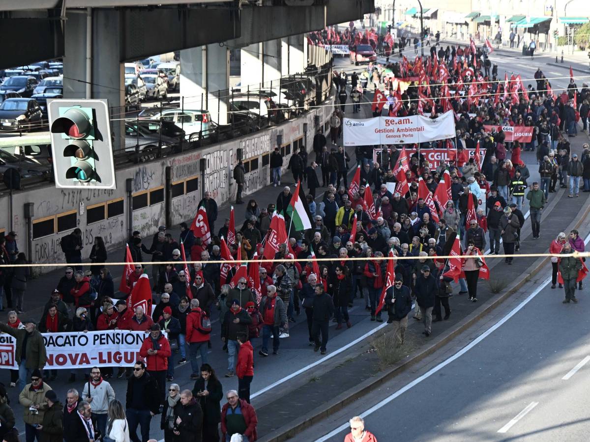 sciopero generale di venerd236 12 dicembre disagi per trasporti e scuole ecco chi si ferma