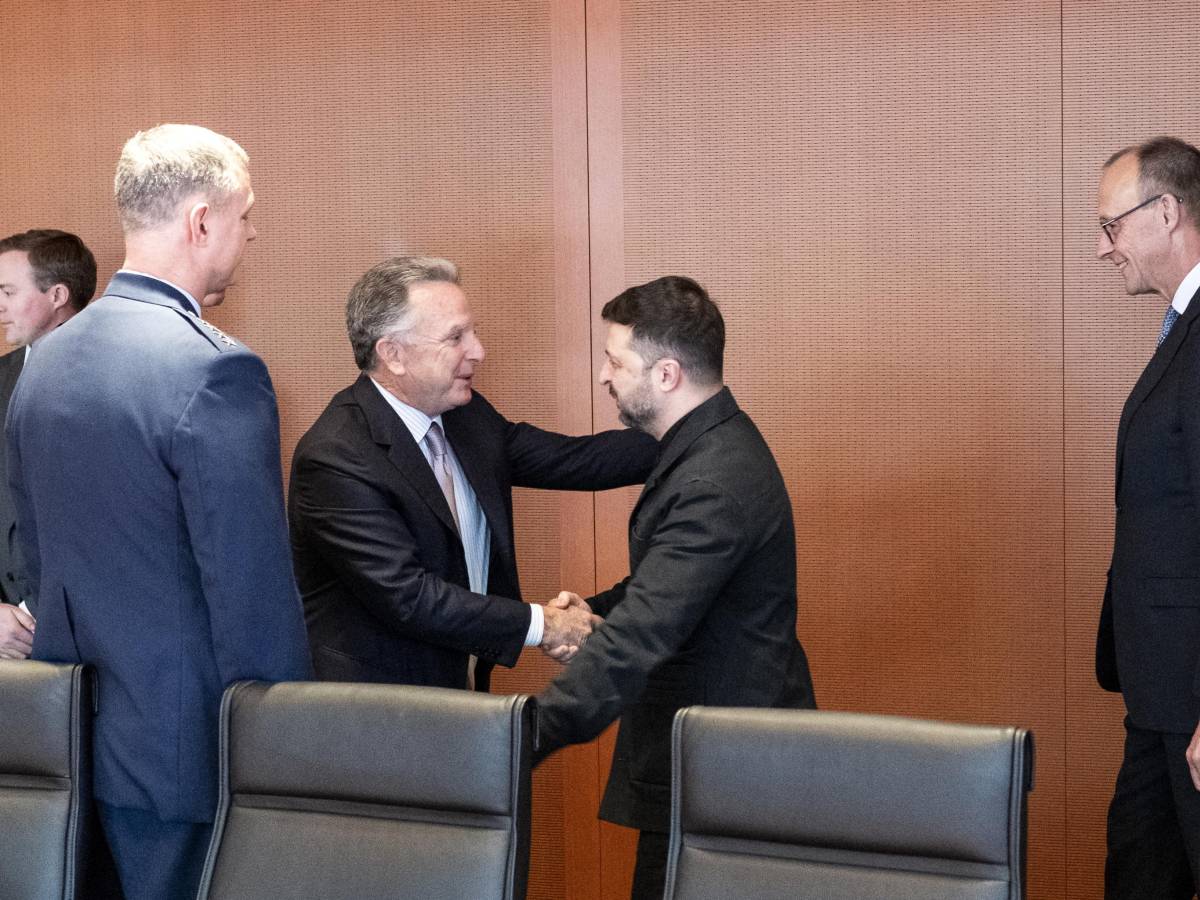 In corso a Berlino il vertice tra Zelensky, Witkoff e Kushner In corso a Berlino il vertice tra Zelensky, Witkoff e Kushner