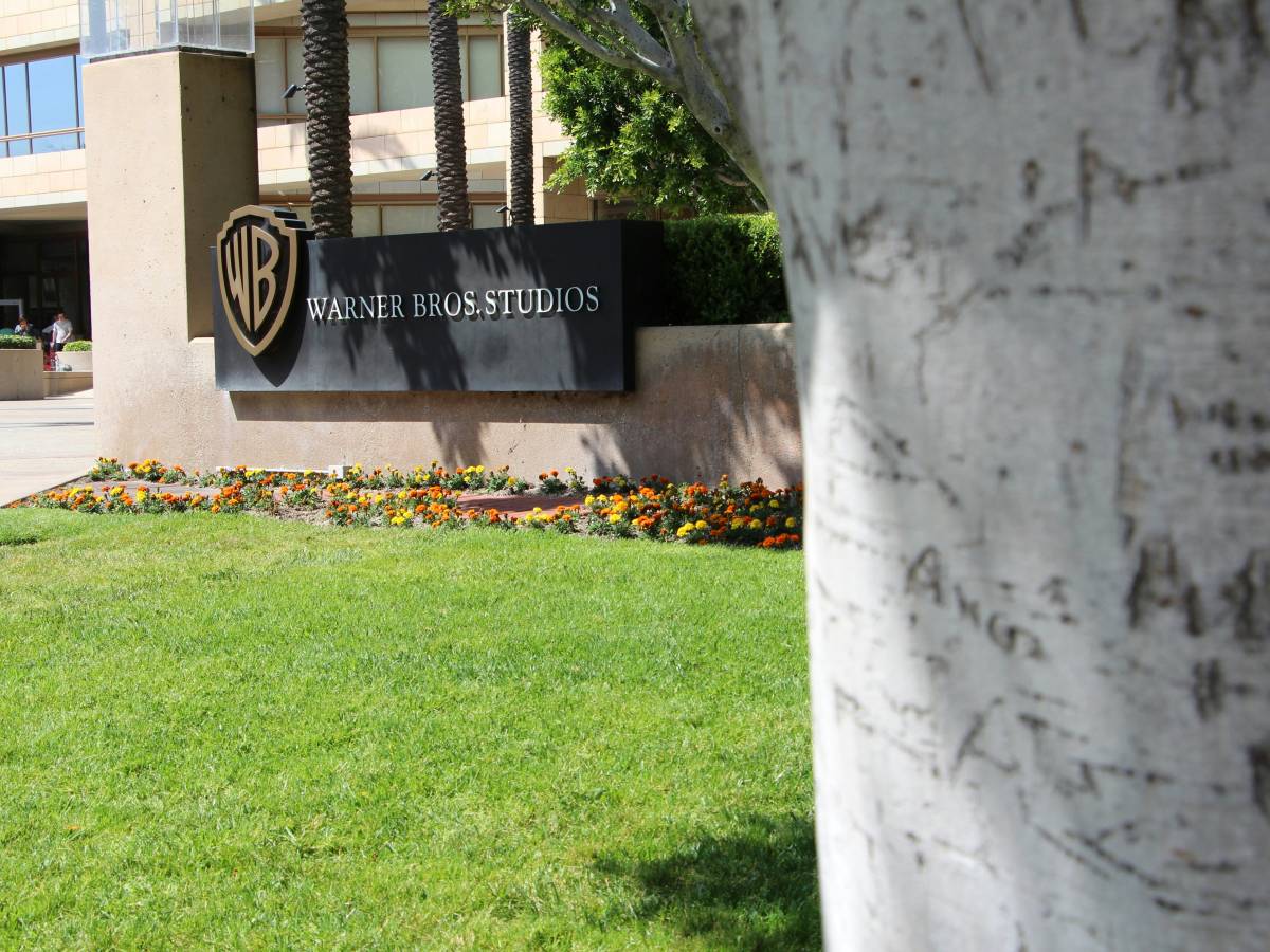 nuovo no warner bros all assalto di paramount da Ilgiornale.it nuovo no warner bros all assalto di paramount