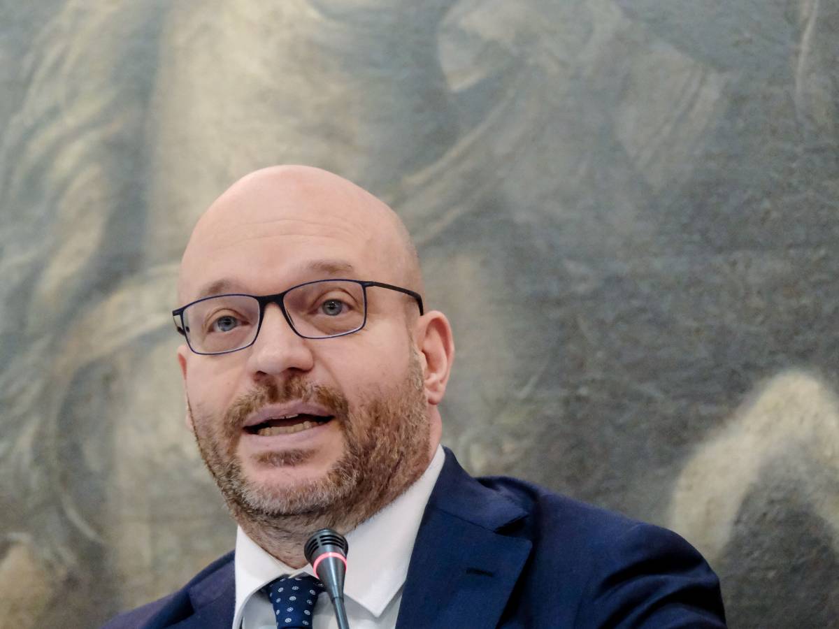 la camera dei deputati approva il bilancio avanti con la riduzione della spesa da Ilgiornale.it la camera dei deputati approva il bilancio avanti con la riduzione della spesa