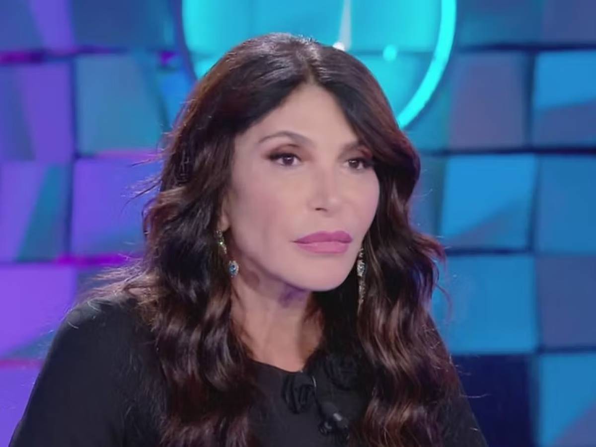 carmen di pietro e la storia con sylvester stallone cosa era costretta a fare da Ilgiornale.it carmen di pietro e la storia con sylvester stallone cosa era costretta a fare