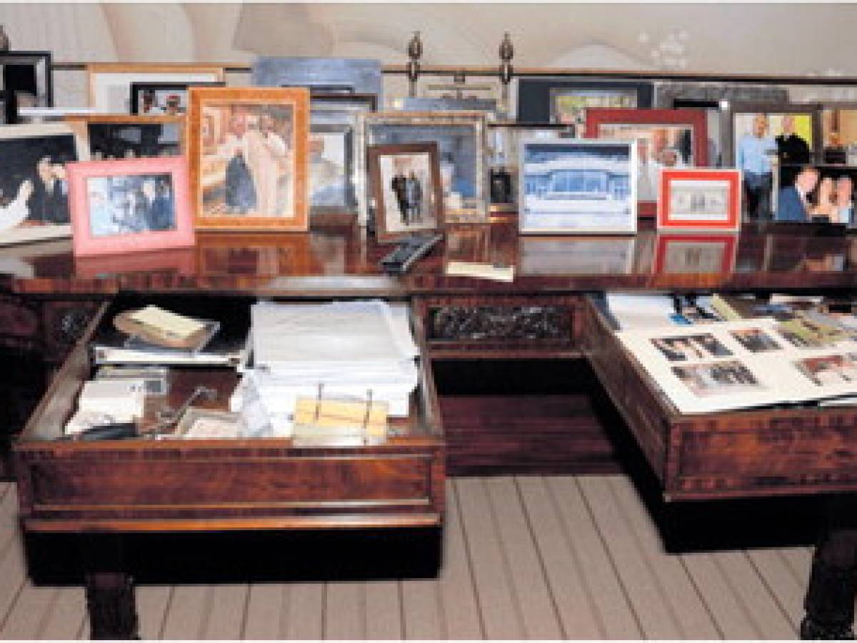 Caos su Epstein, tolti (pochi) omissis Caos su Epstein, tolti (pochi) omissis