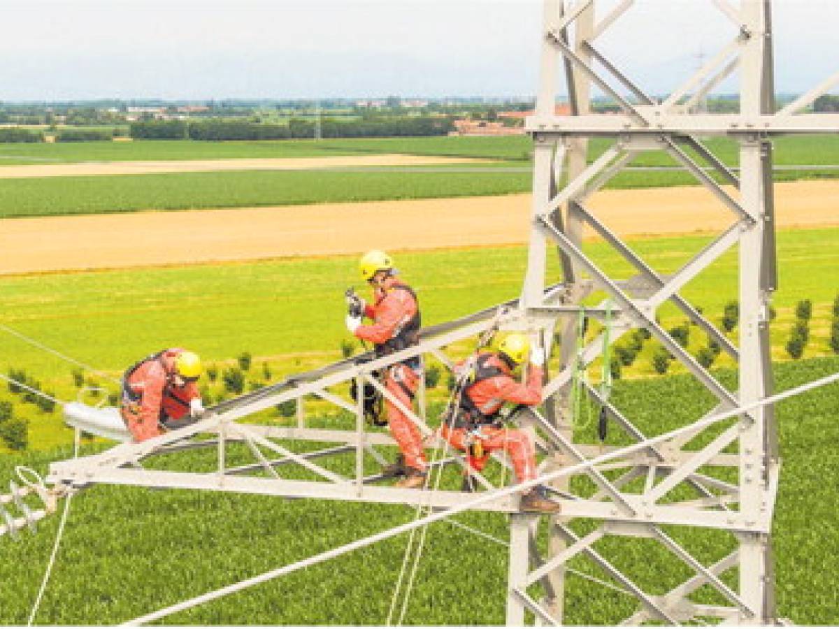 Rete elettrica, Terna accelera: pronte opere per 800 milioni Rete elettrica, Terna accelera: pronte opere per 800 milioni