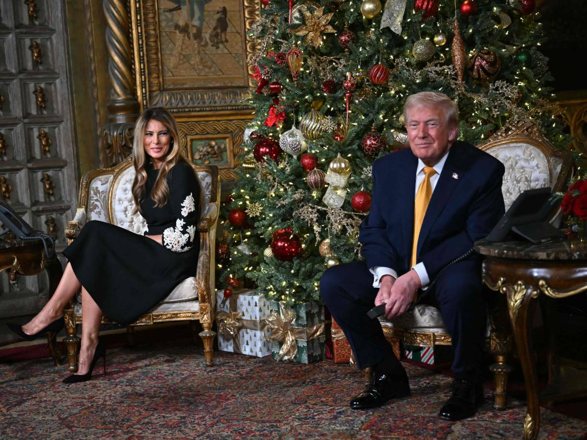 stoccata natalizia di trump buon natale anche alla feccia della sinistra radicale da Ilgiornale.it stoccata natalizia di trump buon natale anche alla feccia della sinistra radicale