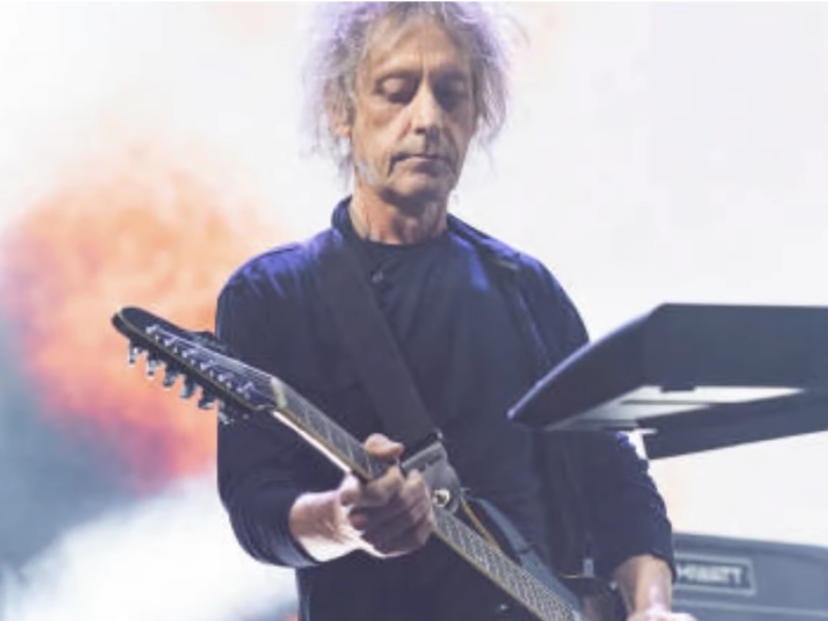 200 morto perry bamonte storico chitarrista e tastierista dei the cure da Ilgiornale.it 200 morto perry bamonte storico chitarrista e tastierista dei the cure