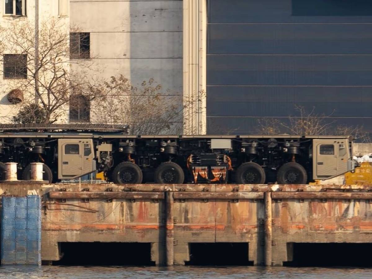 catapulta elettromagnetica su tir le immagini che incastrano la cina da Ilgiornale.it catapulta elettromagnetica su tir le immagini che incastrano la cina