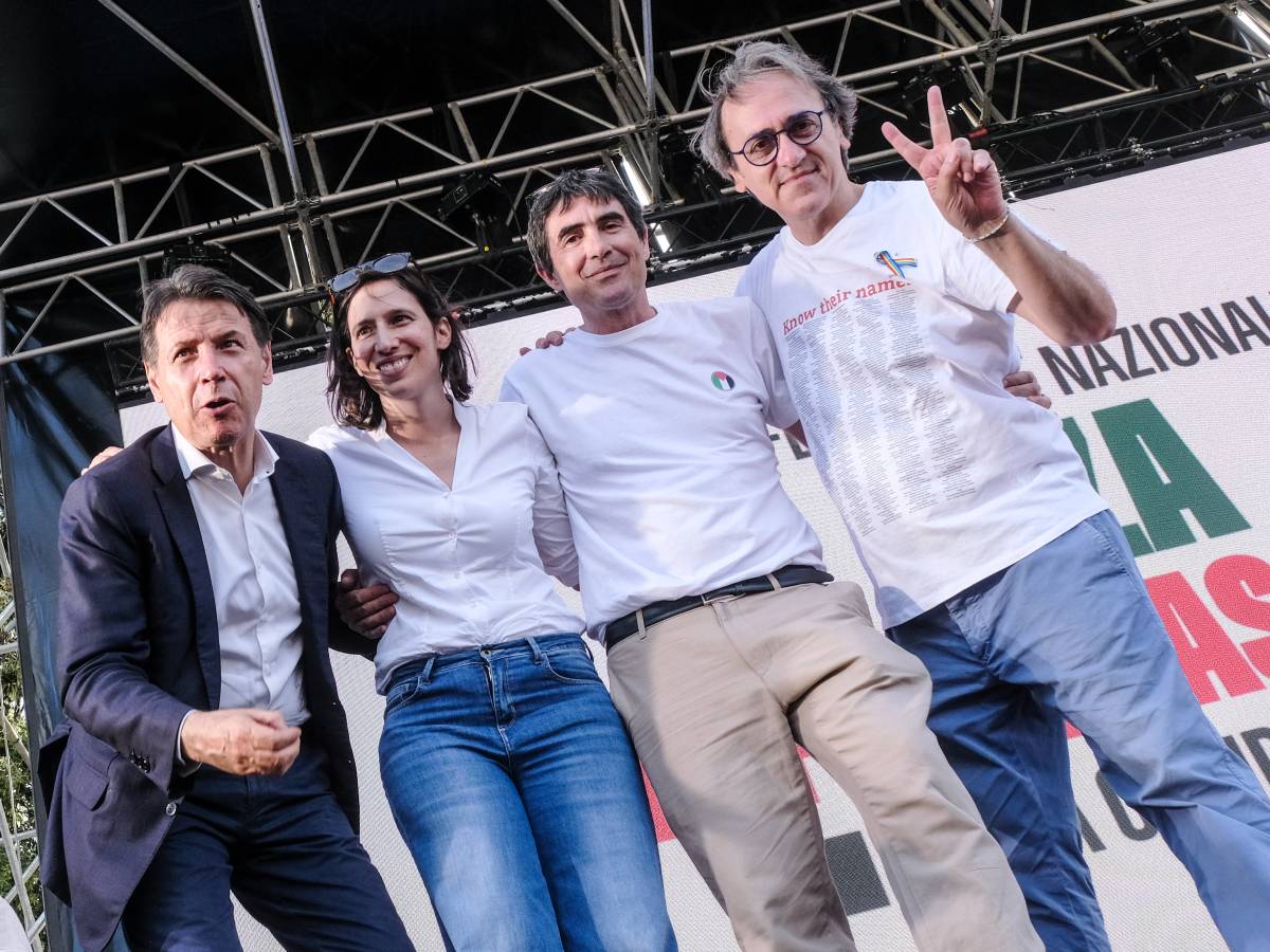 tante piazze e pochi voti l anno orribile di conte e schlein da Ilgiornale.it tante piazze e pochi voti l anno orribile di conte e schlein