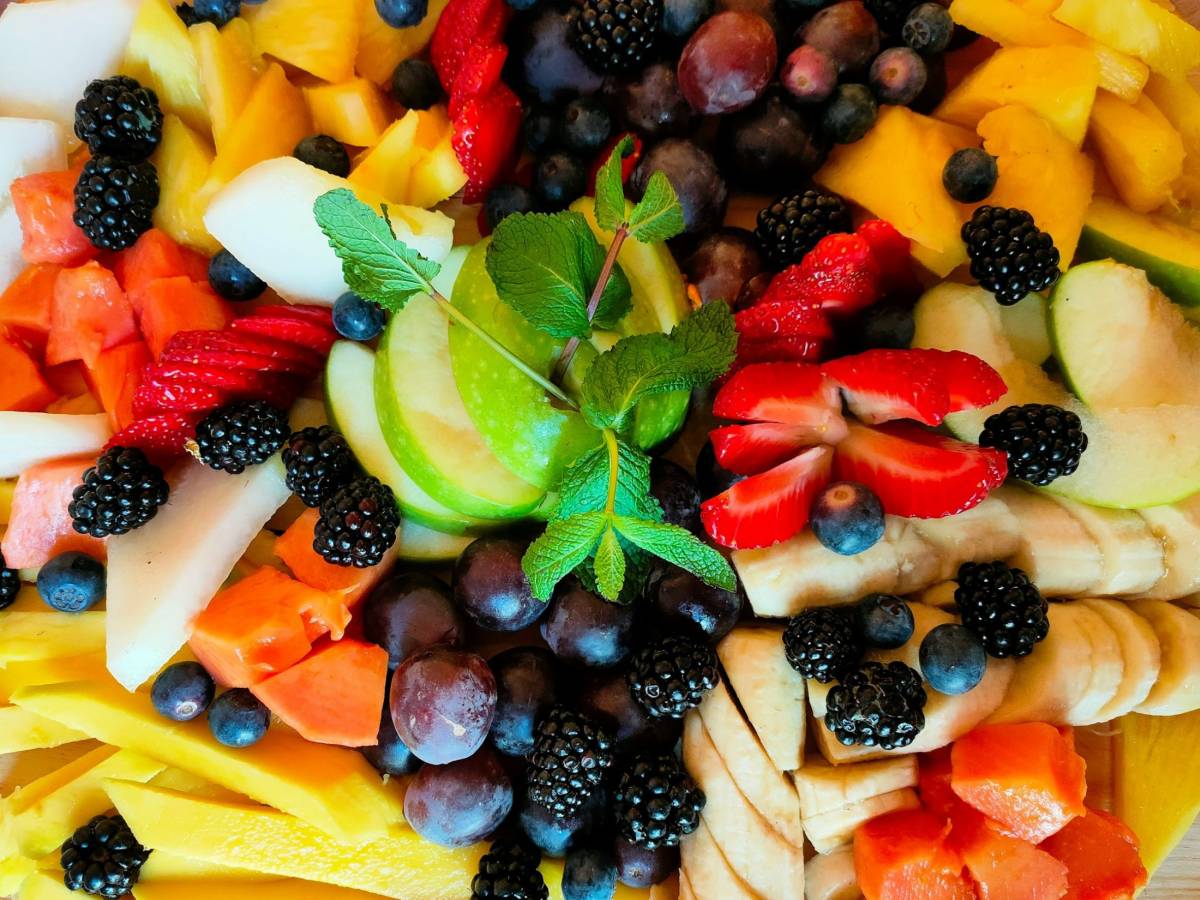 Tumore al colon retto, la prevenzione inizia dalla tavola