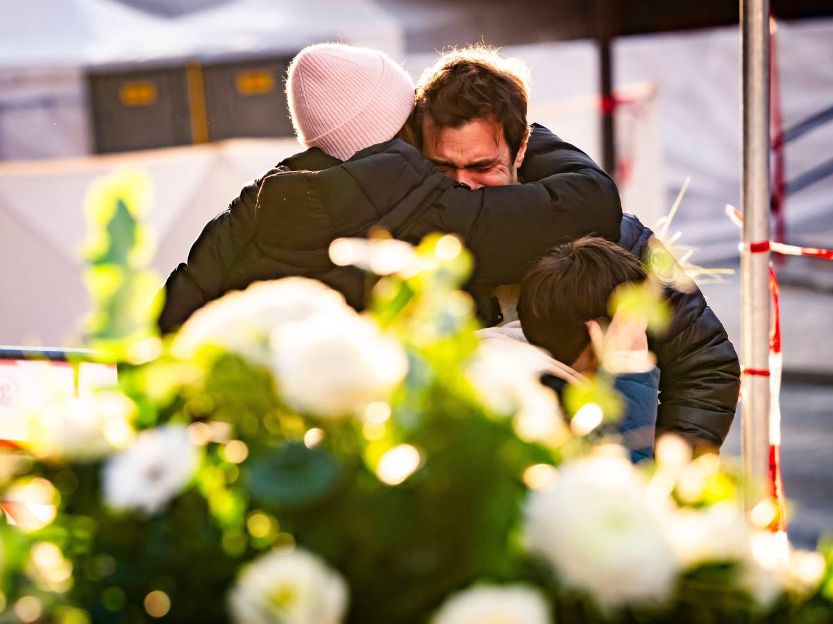 i tre amici milanesi il campione disperso e l urlo delle madri mio figlio sparito da Ilgiornale.it i tre amici milanesi il campione disperso e l urlo delle madri mio figlio sparito