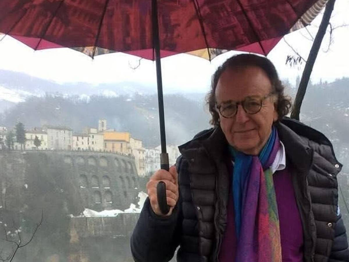 morto gianluigi armaroli storico giornalista del tg 5 una vita raccontata attraverso le notizie da Ilgiornale.it morto gianluigi armaroli storico giornalista del tg 5 una vita raccontata attraverso le notizie