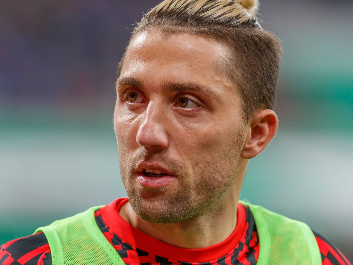 pap224 sta male e il giocatore rinuncia allo stipendio milionario e lascia il calcio da Ilgiornale.it pap224 sta male e il giocatore rinuncia allo stipendio milionario e lascia il calcio