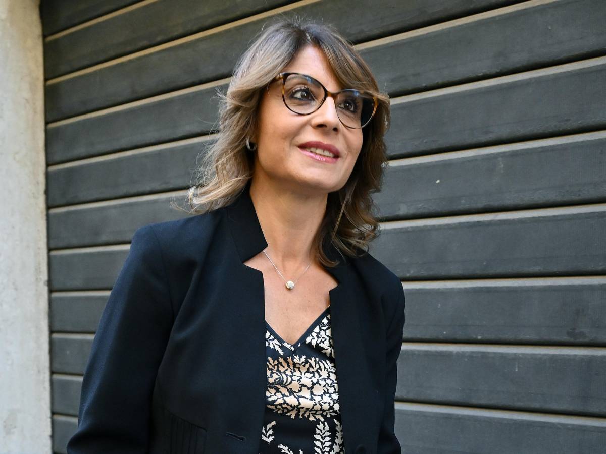 dolores bevilacqua chi 232 la senatrice dei 5 stelle che ha attaccato tommaso cerno da Ilgiornale.it dolores bevilacqua chi 232 la senatrice dei 5 stelle che ha attaccato tommaso cerno