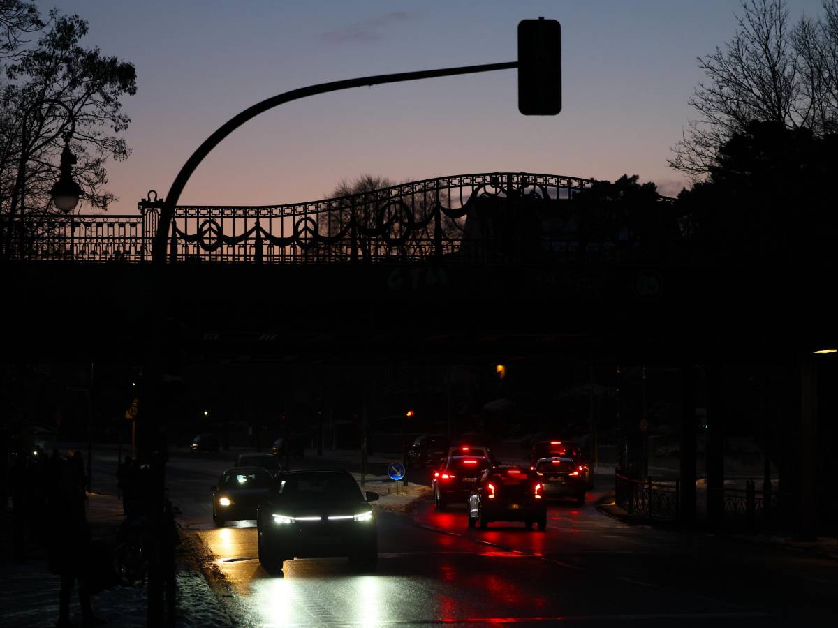 giocava a tennis durante il blackout polemiche sul sindaco di berlino da Ilgiornale.it giocava a tennis durante il blackout polemiche sul sindaco di berlino