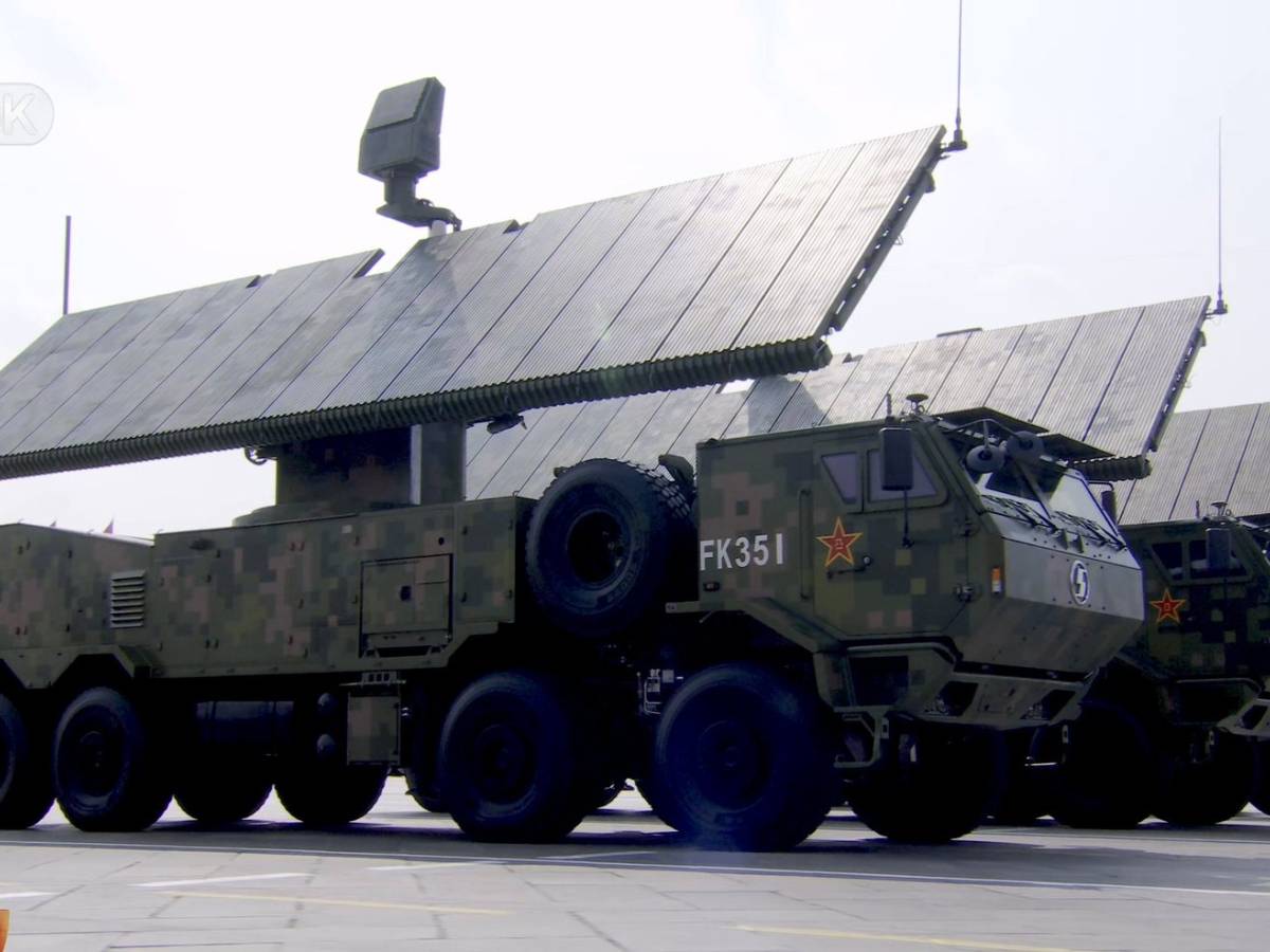 "Può distruggere sciami di droni": come funziona il sistema Hurricane 3000 cinese