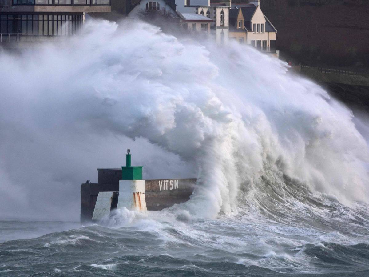 europa nel ciclone della tempesta goretti venti a 200 km h e neve cosa succede da Ilgiornale.it europa nel ciclone della tempesta goretti venti a 200 km h e neve cosa succede
