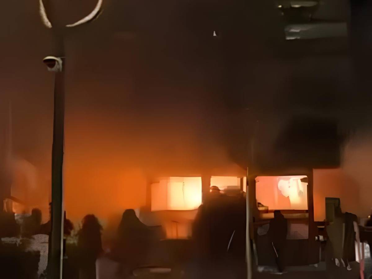 crans s indaga sui fumi della schiuma fonoassorbente ragazzi caduti a terra esanimi senza poter fuggire da Ilgiornale.it crans s indaga sui fumi della schiuma fonoassorbente ragazzi caduti a terra esanimi senza poter fuggire