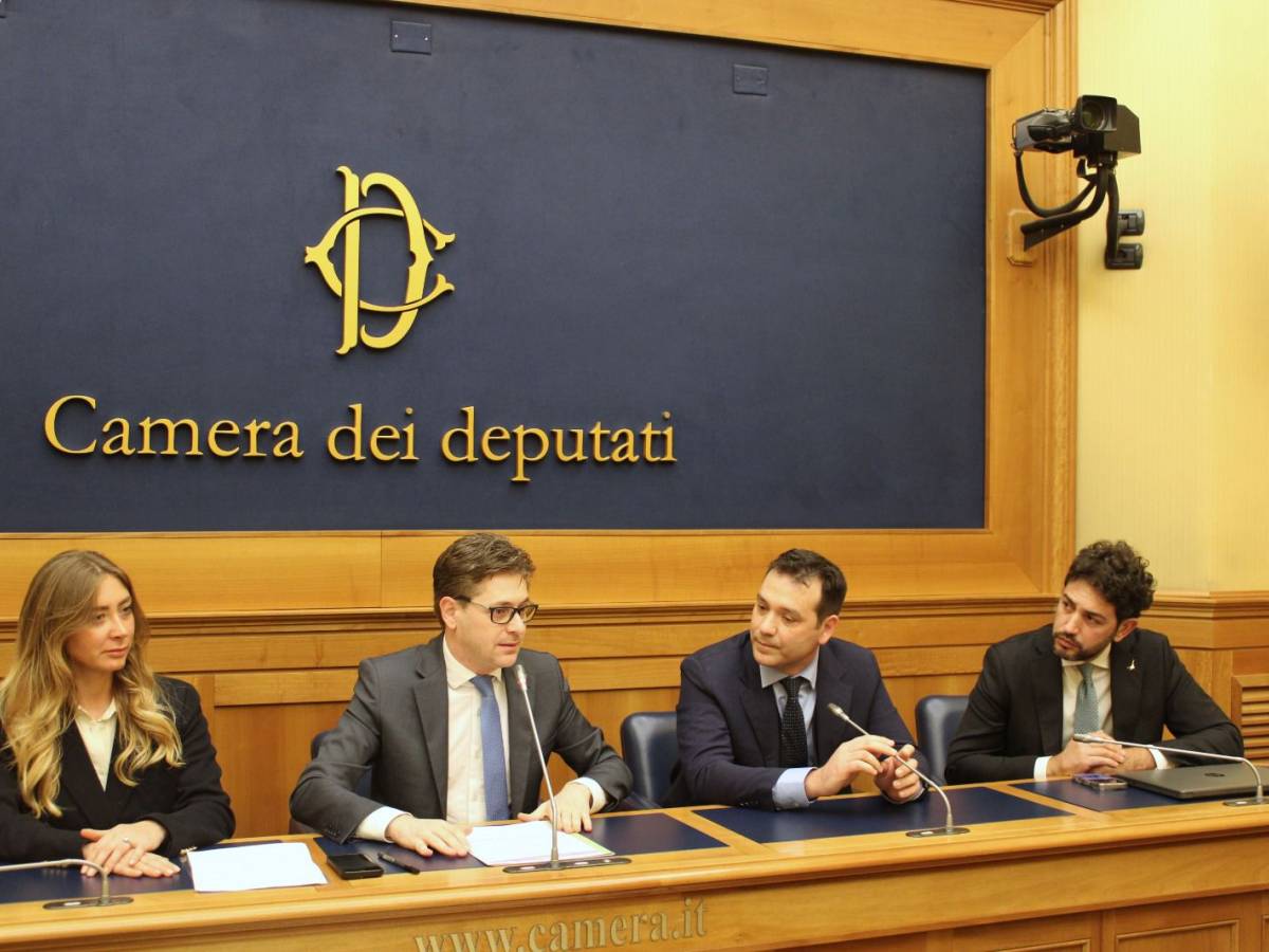 merito e concretezza a montecitorio ecco il premio per le migliori agenzie immobiliari del 2025 da Ilgiornale.it merito e concretezza a montecitorio ecco il premio per le migliori agenzie immobiliari del 2025