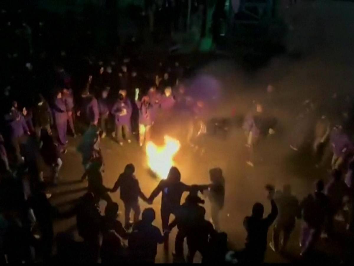 catapulzione in iran cosa dice la costituzione islamica sull8217ayatollah la libert224 e il diritto alla vita da Ilgiornale.it catapulzione in iran cosa dice la costituzione islamica sull8217ayatollah la libert224 e il diritto alla vita