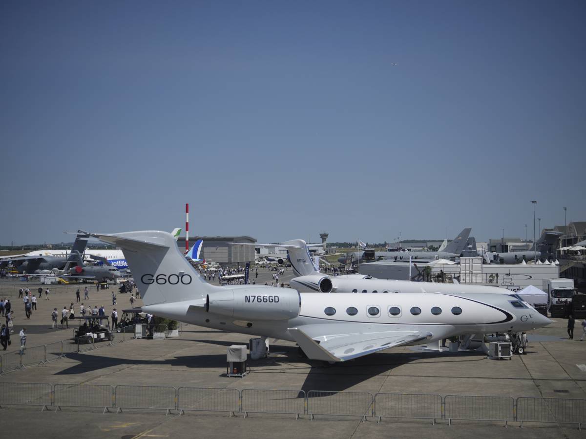 i piani di volo la partenza il jet supersonico per portarli a casa da Ilgiornale.it i piani di volo la partenza il jet supersonico per portarli a casa