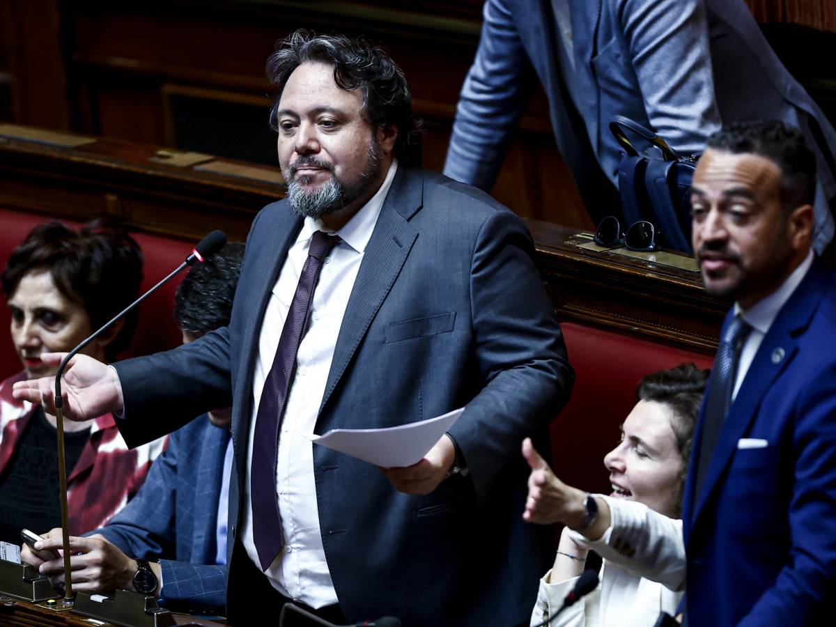 riprese proibite alla camera polemiche sul deputato m5s da Ilgiornale.it riprese proibite alla camera polemiche sul deputato m5s
