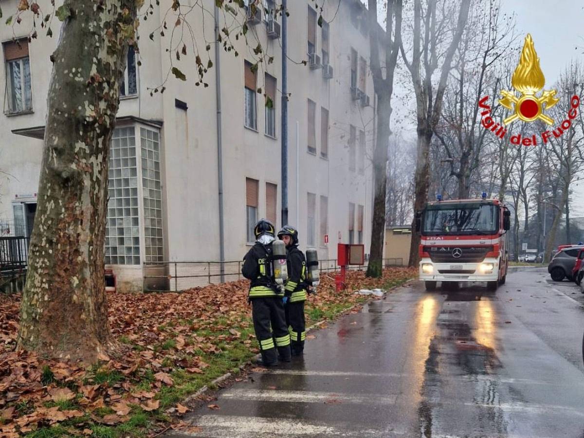 incendio all ospedale sacco di milano momenti di paura e pazienti evacuati da Ilgiornale.it incendio all ospedale sacco di milano momenti di paura e pazienti evacuati