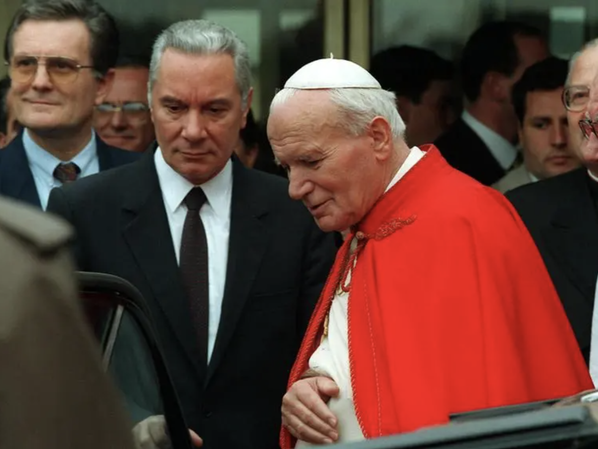 morto angelo gugel il maggiordomo dei papi era accanto a wojtya durante l8217attentato da Ilgiornale.it morto angelo gugel il maggiordomo dei papi era accanto a wojtya durante l8217attentato