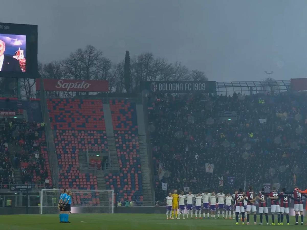 bologna fiorentina fischi choc in curva nel corso del minuto di silenzio per commisso problemi anche a torino da Ilgiornale.it bologna fiorentina fischi choc in curva nel corso del minuto di silenzio per commisso problemi anche a torino