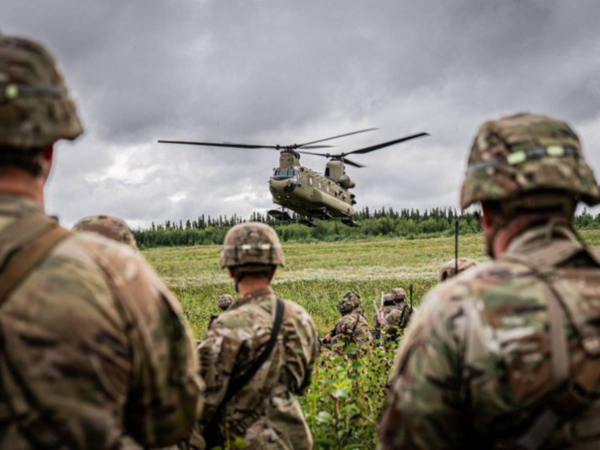 Minnesota sotto tensione: il Pentagono mette in allerta 1.500 soldati aviotrasportati